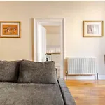 Charming 3-Bed Apartment In Edinburgh