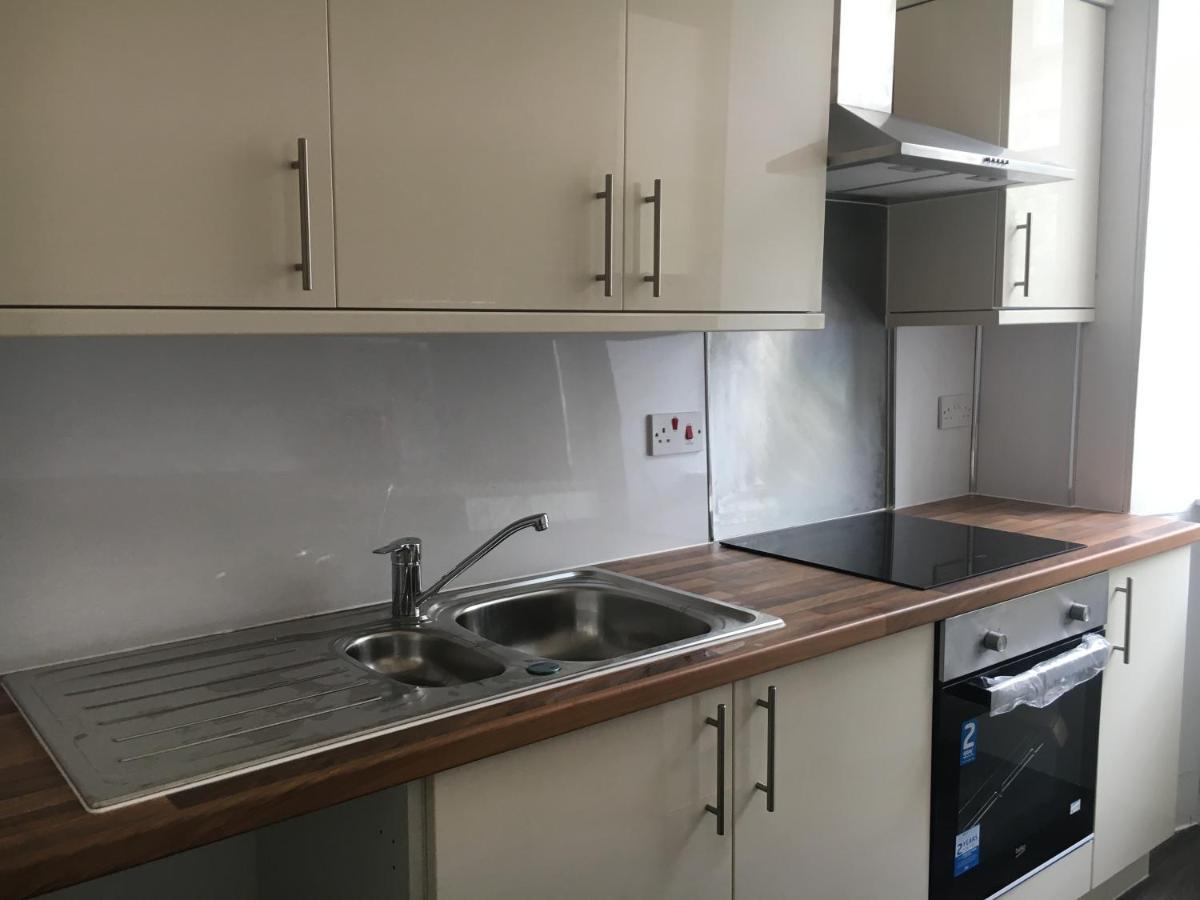 Charming 3-bed In Appartement *
