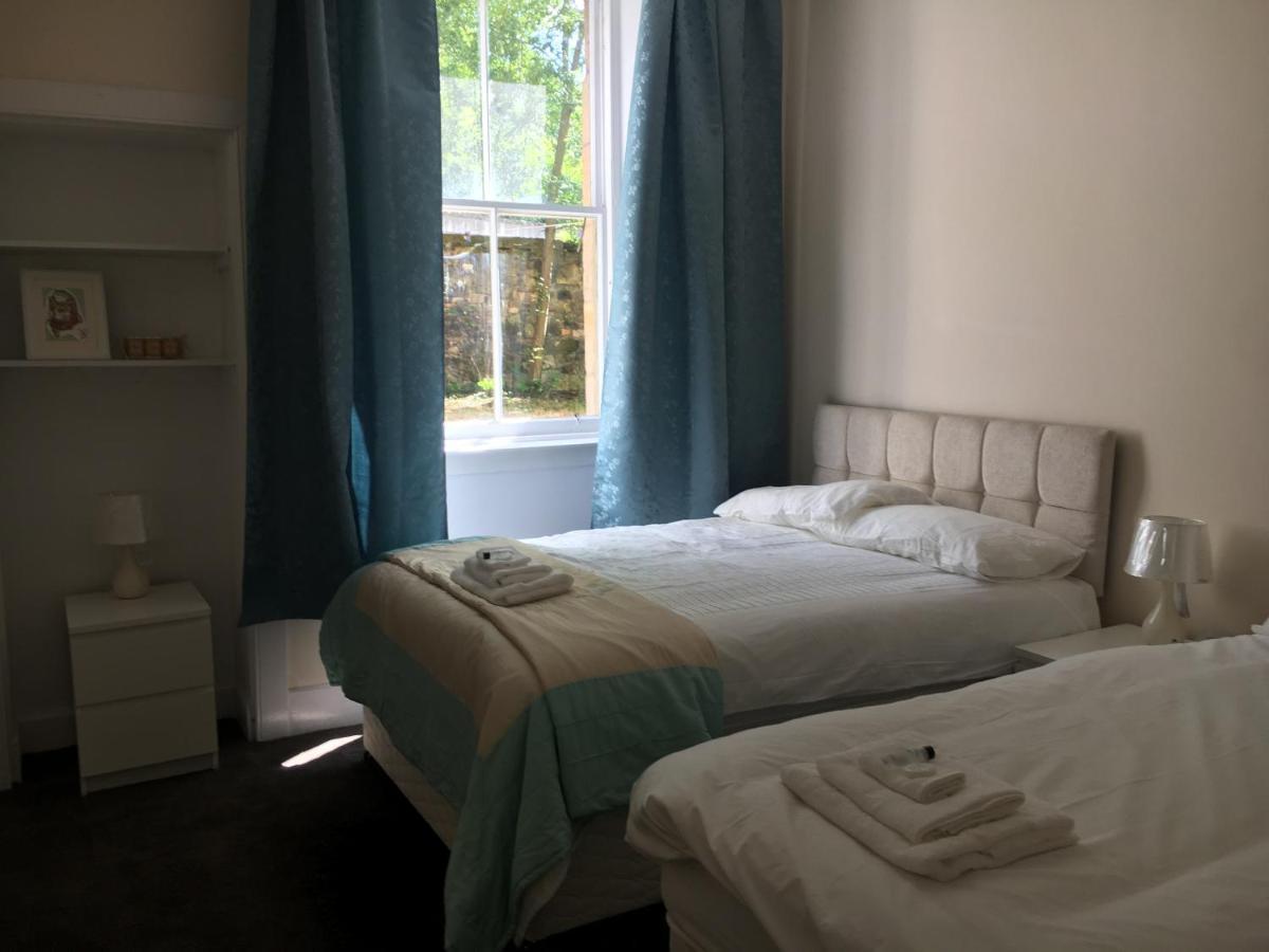 Charming 3-bed In Édimbourg